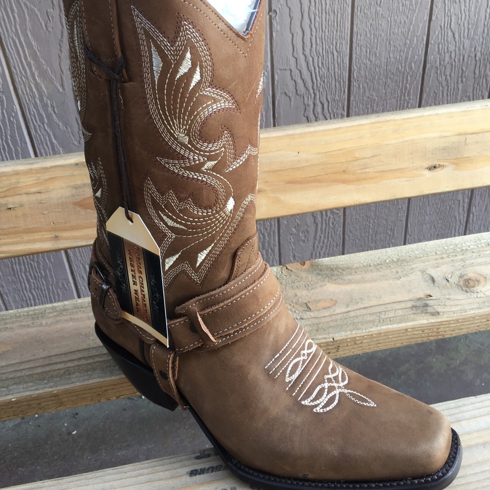 Cowboy boot 👢 - Picture 2 of 4